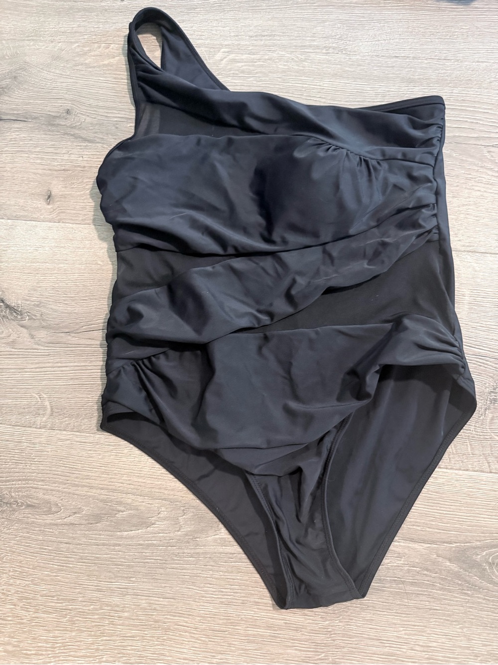 Women’s Black One-Shoulder black Swimsuit